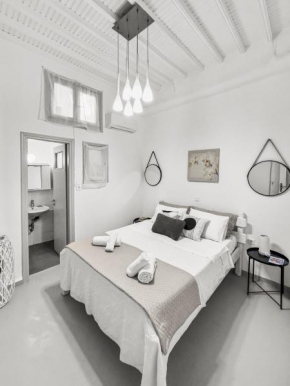 MATEOS APARTMENT WINDMILLS TOWN
